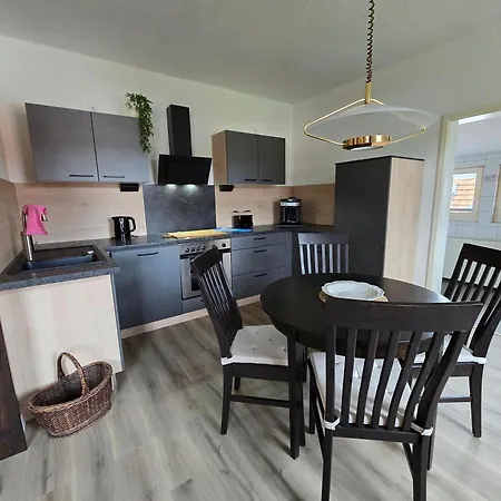 - Tor Zur Rhoen Daire *