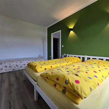 - Tor Zur Rhoen